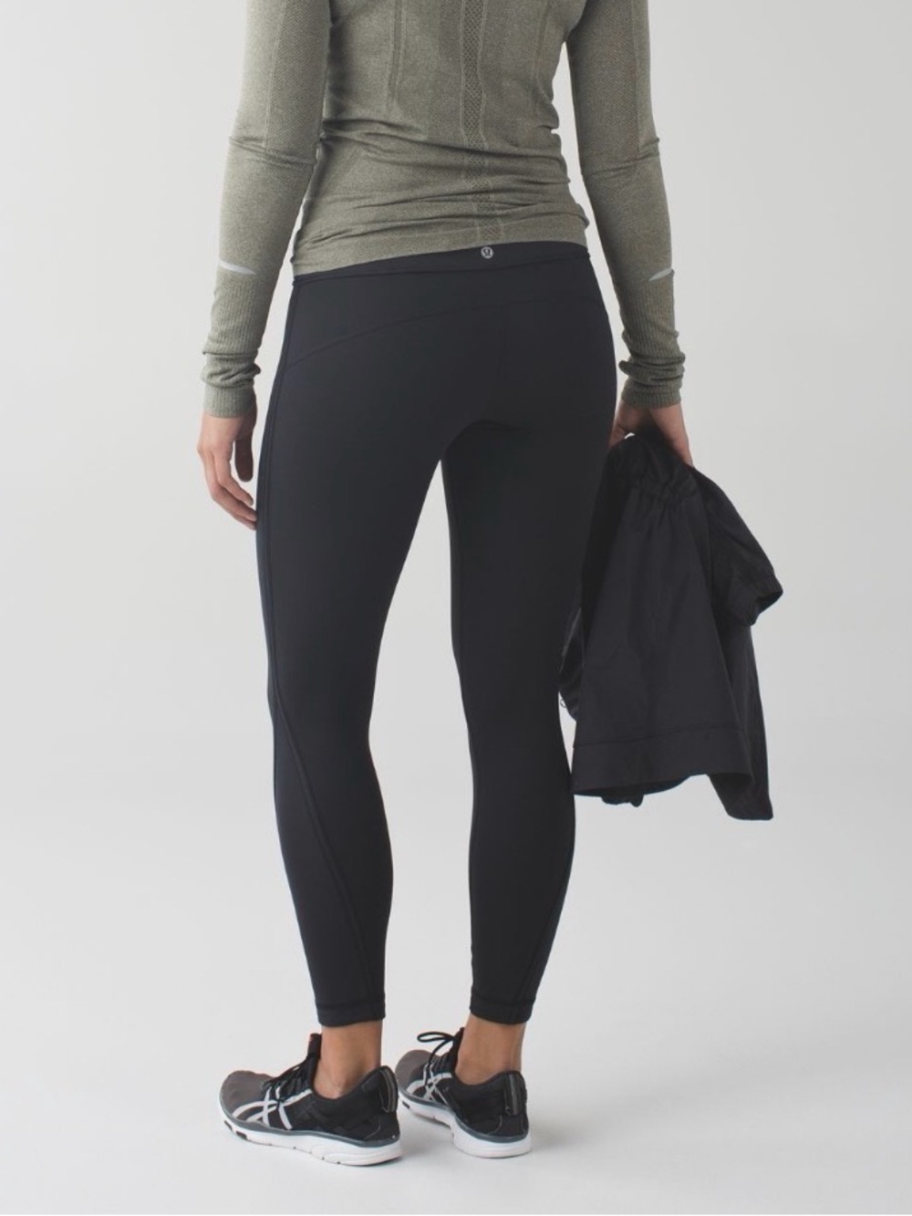 Lululemon Run Pace Tight in black
